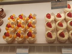 -好利来(新宜白店)