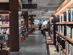 -茑屋书店(天目里店)