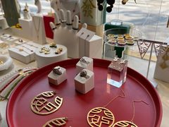 -LADY FAFA(巨鹿路陕西南路路口店)