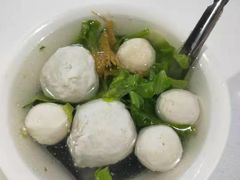 -六合夜市