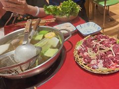 -潮汕·草根牛肉档(上海荟聚城市集市店)