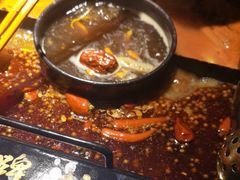 -老牌坊云南鱼豆花火锅(哈西万达店)