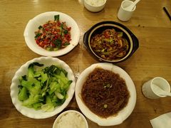 -湘缘道客•湘缘饭店·25年湘菜馆(古墩路店)
