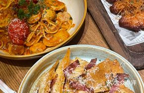 Spicy Tomato Sausage Pasta