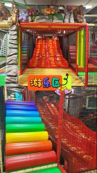 -玩元素·家庭游乐成长中心(香格里拉店)
