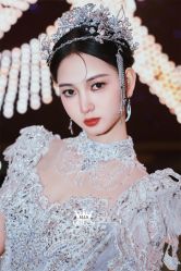 点击看大图 -艾拉·女王婚纱礼服馆