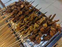 -烤满分·东北烧烤(首经贸店)