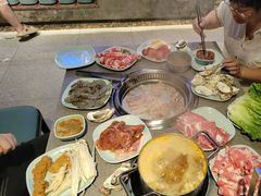 -金滏山烤肉·海鲜·火锅自助餐厅(襄阳万达店)