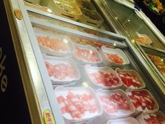 自助取餐区-蒙肥羊·酸汤潮牛·鲜牛肉火锅烤肉自助(岗顶店)