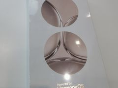 -华为授权体验店(中山公园来福士)