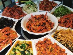 -霄汉牛三鲜湖北砂锅菜(万松园2店)