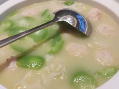 丝瓜绣丸子煮虾丸子-馋遇江南·精致湖景雅宴(东方之门店)