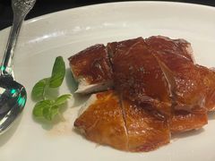 脆烧沙溪米鸭（半只）-北京四季酒店·采逸轩