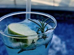 -MONICH牛排融合餐厅(和义大道购物中心店)