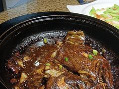 -老码头黑皮肘子锅包肉(赣水路店)