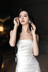 -Renee芮亦婚纱(原丽莎)