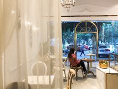-Meet patisserie