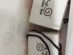 -花花卷卷·鲜食蛋糕(静安久光百货店)