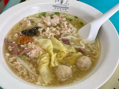 粿条汤-大华猪肉粿条面