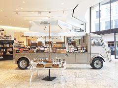 -乐蓬马歇百货公司(Rive Gauche)