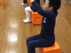 -小荧星艺校(大宁分校)