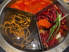 -廖掌柜·重庆鲜货火锅(上海首店)