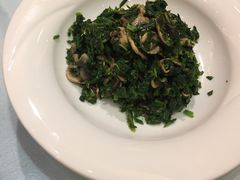 -白玉兰酒店(上海田子坊马当路地铁站店)