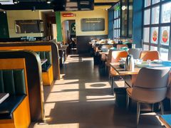 -曼听小寨海鲜烧烤·大连辣炒大王(盖州街店)