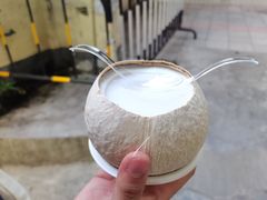 -椰爺爺·椰子冻砵仔糕