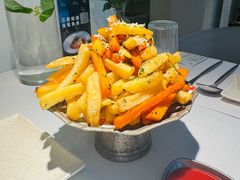 -春树下·树屋花房西餐厅(罍街AS1980店)