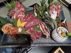 -山川小町·极番烧肉(新地假日广场店)