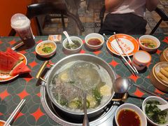 -南城十里潮汕鲜牛火锅·鲜虾生滚粥(融汇老商埠店)