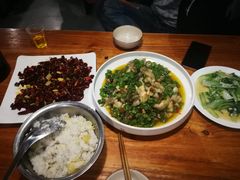 -黄大姐小吃(长征路店)
