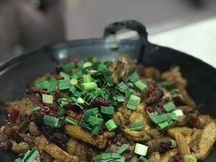 -唐师傅湘西名菜馆(武陵路店)