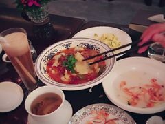 -浅深(世茂滨江精品店)
