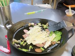 -凉都青瓦房烙锅(清镇中环国际店)