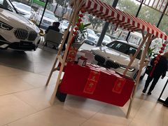 -宁波宝信宝马4S店(江北日湖店)
