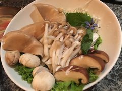 -辉哥火锅(虹桥路店)