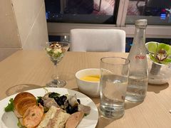 -上海世茂皇家艾美酒店