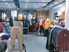 -家乐福(四元桥购物中心店)
