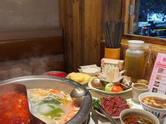 -朱氏胖子烂火锅(洪崖洞店)