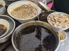 -黄金娣米线(盛邦老店)