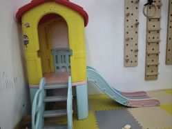 -熊小米专业儿童游泳馆