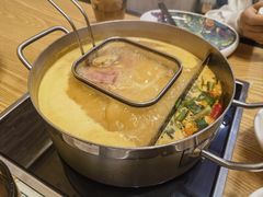 -樾餐厅泰式海鲜火锅(民歌湖店)