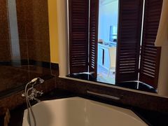 -麦哲伦丝绸度假村