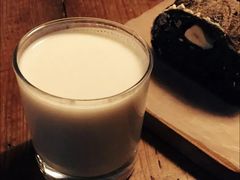 明治牛奶-仙峰天然面包(迎宾路店)
