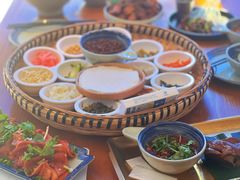 -包整·丝娃娃(一览甲秀楼风景店)