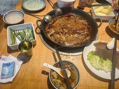 -三个四川人火锅(华联商厦店)