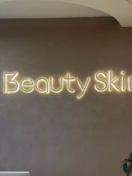 -Hi Beauty Skin 科技美肤中心