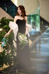 -喜爱高定婚纱摄影